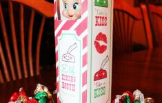 kissing booth found the free printable here http www livinglocurto Kissing Booth Found The Free Printable Here Http www livinglocurto