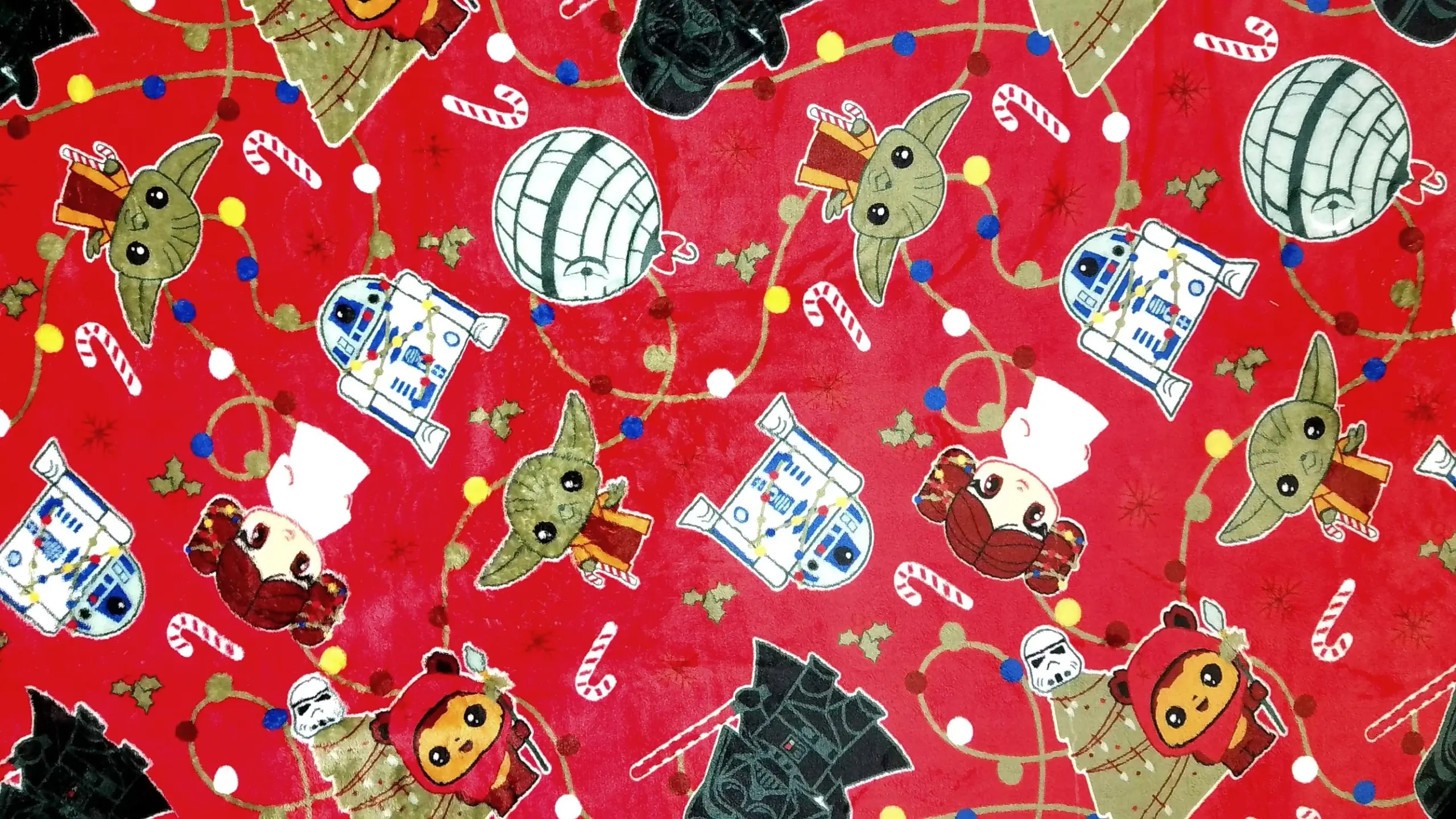 Star Wars Christmas Holiday Print Large Soft Plush Character Blanket 60 X 72 Star Wars Christmas Holiday Print Large Soft Plush Character Blanket 60 X 72